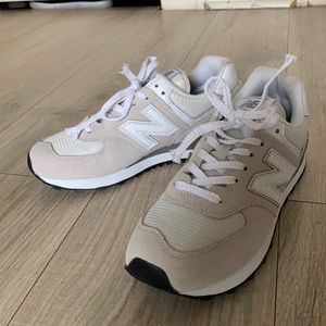Women’s New Balance 574